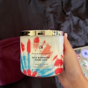 BBW Blue Raspberry Snowcone Candle
